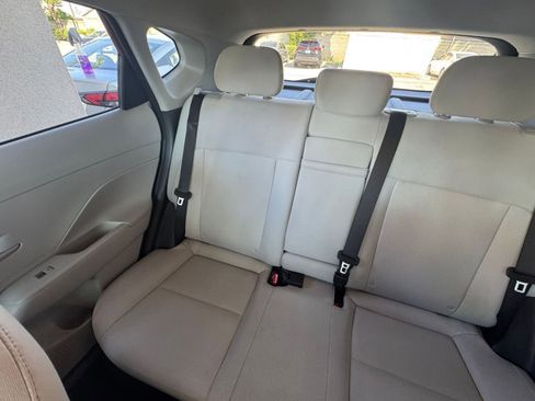 Used 2025 Hyundai Kona SEL image 40