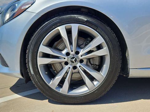 Used 2018 Mercedes-Benz C 300 Sedan image 12