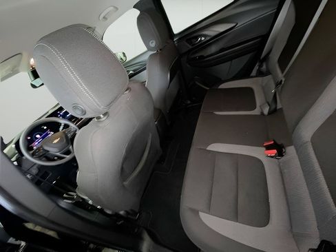 Certified 2024 Chevrolet TrailBlazer LT FWD image 29