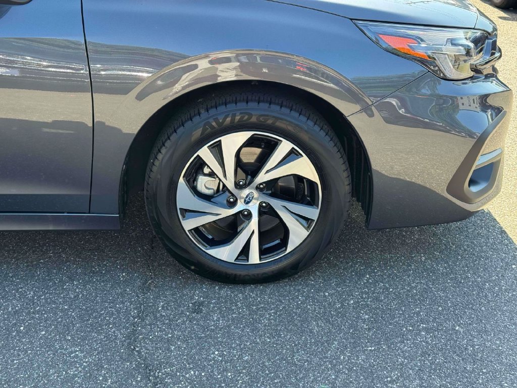 Used 2025 Subaru Legacy Premium AWD/4WD image 10
