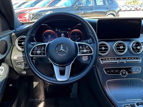 Used 2021 Mercedes-Benz C 300 Sedan image 5