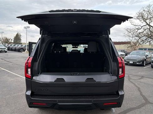 New 2025 Ford Expedition Platinum w/ Stealth Performance Package image 13