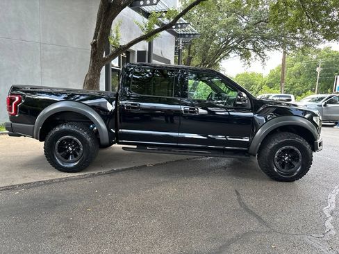 Used 2018 Ford F150 Raptor w/ Equipment Group 802A Luxury AWD/4WD image 8