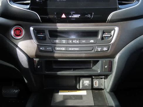 Used 2023 Honda Passport TrailSport image 21