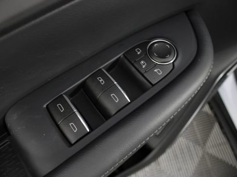 New 2026 Buick Enclave Sport Touring w/ Power Package FWD image 17