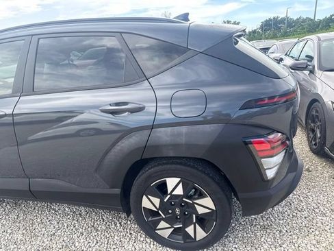 Used 2024 Hyundai Kona SEL FWD image 9