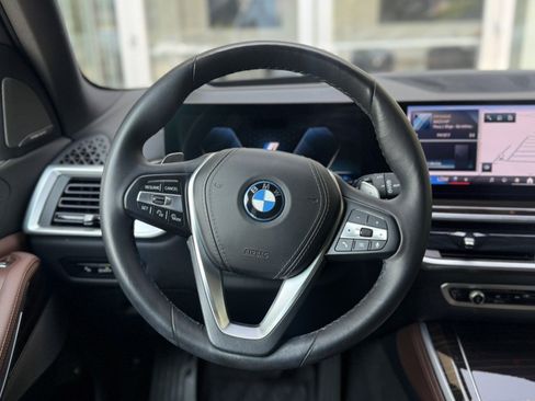 Certified 2024 BMW X5 xDrive50e w/ Executive Package AWD/4WD image 15
