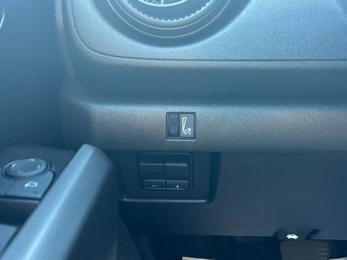 Certified 2024 Chevrolet Colorado Trail Boss w/ Advanced Trailering Package image 19