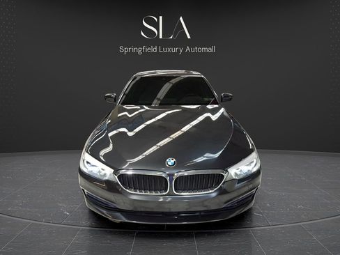 Used 2019 BMW 530i xDrive image 2