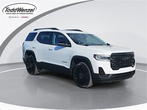 Certified 2023 GMC Acadia SLE w/ Driver Convenience Package image 1