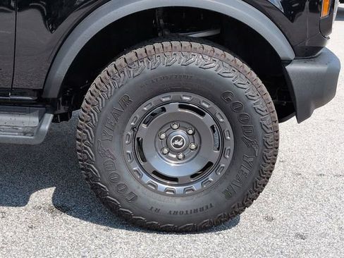 Used 2025 Ford Bronco Outer Banks w/ Sasquatch Package AWD/4WD image 11