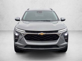 Used 2025 Chevrolet Trax LT video 2