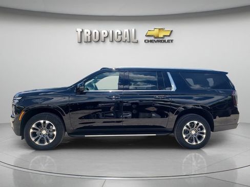 New 2026 Chevrolet Suburban LT w/ Comfort Package RWD image 2