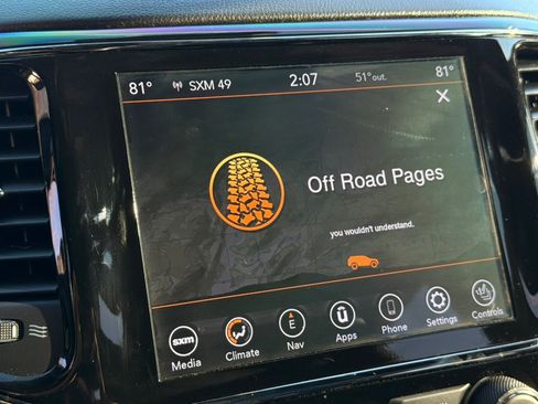 Used 2020 Jeep Grand Cherokee High Altitude image 38