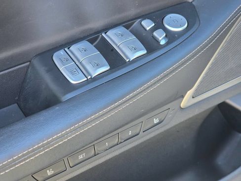 Used 2020 BMW 740i w/ M Sport Package RWD image 21