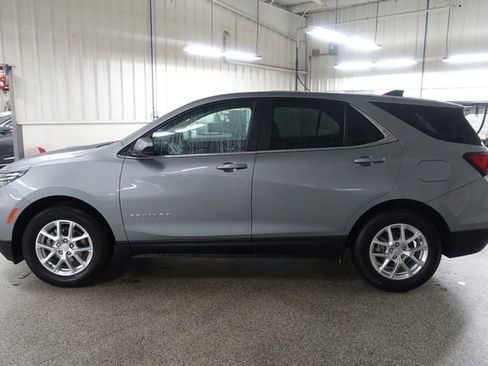 Used 2024 Chevrolet Equinox LT w/ LPO, Floor Liner Package image 4