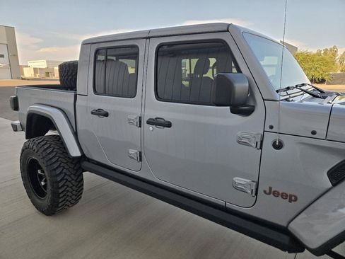Used 2021 Jeep Gladiator Mojave AWD/4WD image 26