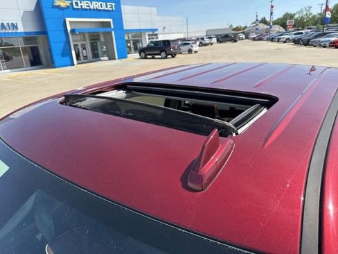 Used 2017 Chevrolet Silverado 1500 High Country AWD/4WD image 2