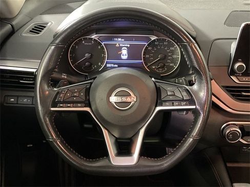 Used 2023 Nissan Altima 2.5 SR image 16