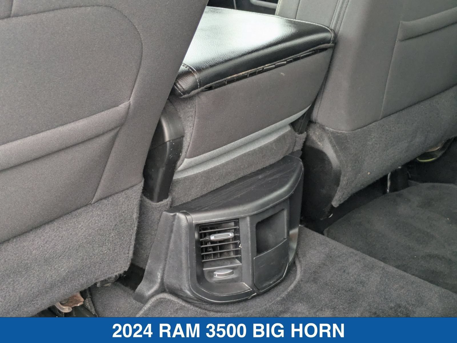 Used 2024 RAM 3500 Big Horn AWD/4WD image 30