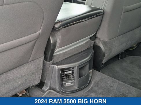 Used 2024 RAM 3500 Big Horn AWD/4WD image 30
