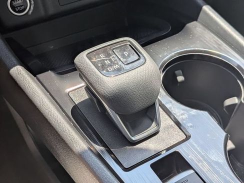 Certified 2023 Nissan Rogue SV AWD/4WD image 24