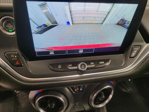 Used 2024 Chevrolet Blazer LT w/ Convenience Package image 14