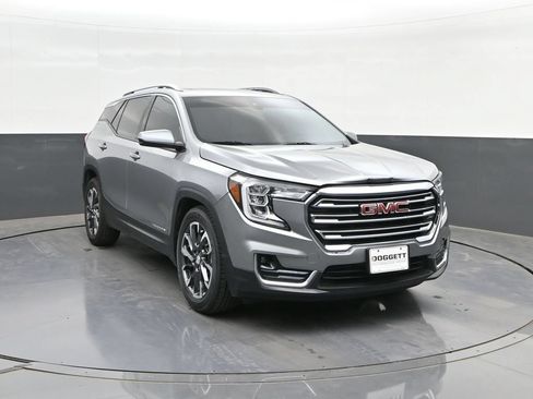 Used 2023 GMC Terrain SLT w/ Infotainment Package II FWD image 22