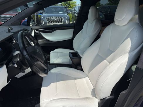 Used 2018 Tesla Model X AWD/4WD image 9