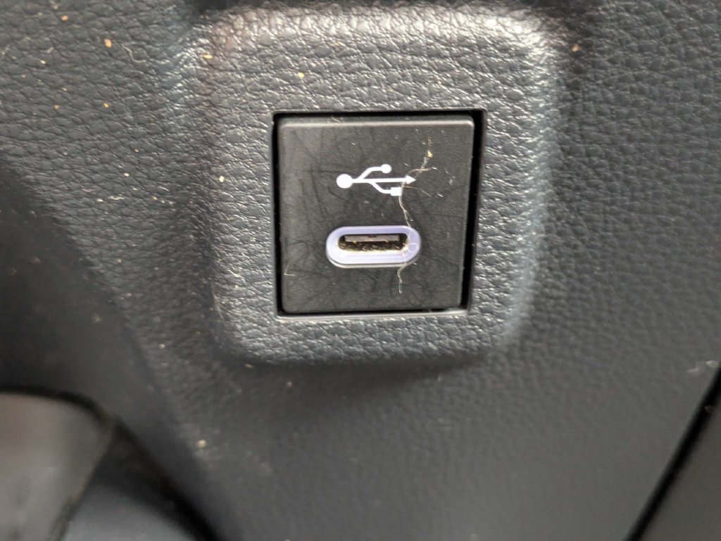 Used 2023 Toyota Corolla LE FWD image 22