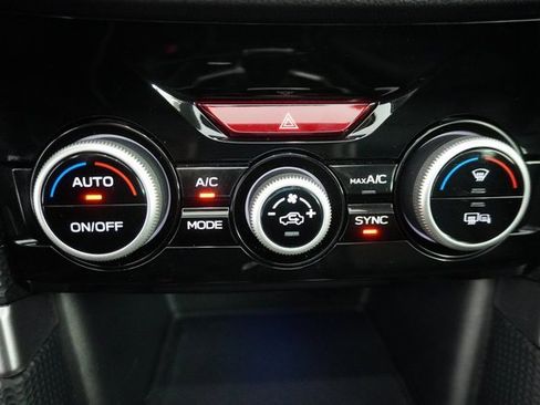 Certified 2021 Subaru Forester Limited image 29