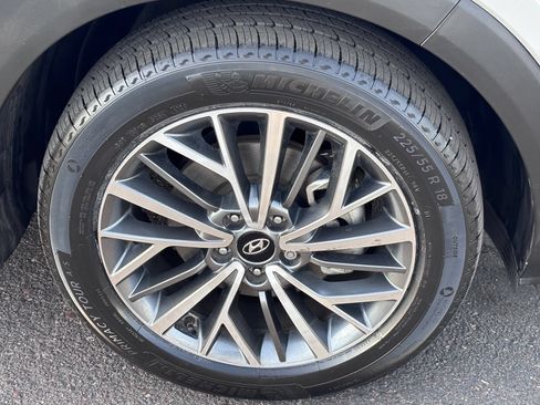 Used 2020 Hyundai Tucson Limited w/ Cargo Package FWD image 11