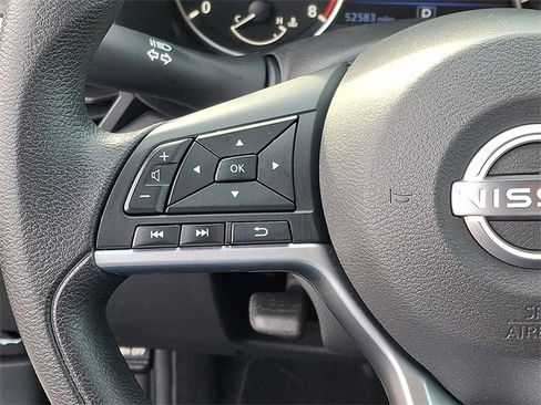 Used 2024 Nissan Altima 2.5 SV image 20