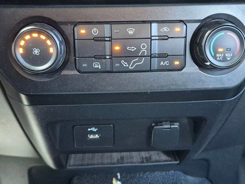 Used 2020 Ford F250 XL w/ Power Equipment Group image 12