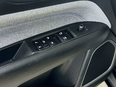 Used 2022 Jeep Compass Latitude w/ Convenience Group image 17