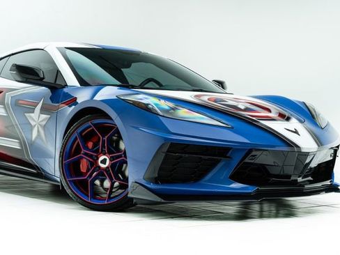 Used 2020 Chevrolet Corvette Stingray Preferred Cpe w/ 2LT Preferred Equipment Group image 4