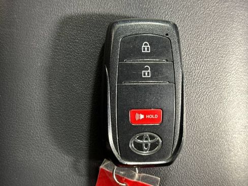 Used 2024 Toyota Prius Prime FWD image 46