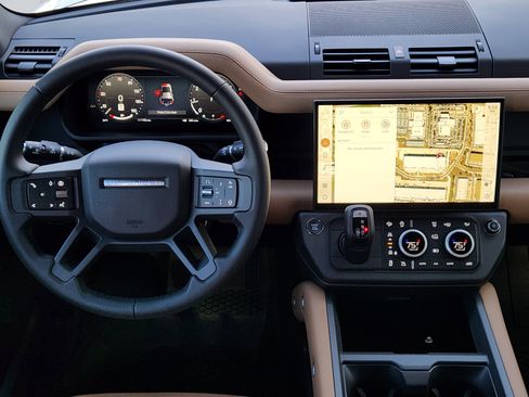 New 2026 Land Rover Defender 110 X-Dynamic SE image 28