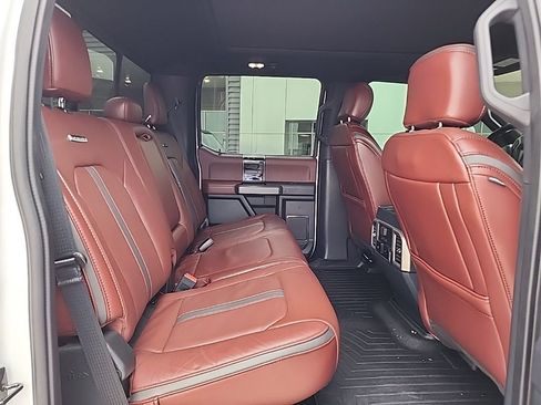 Used 2022 Ford F450 Platinum w/ FX4 Off-Road Package image 9