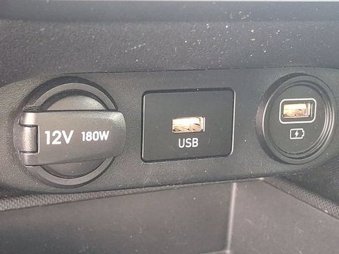Used 2023 Hyundai Elantra SEL FWD image 24