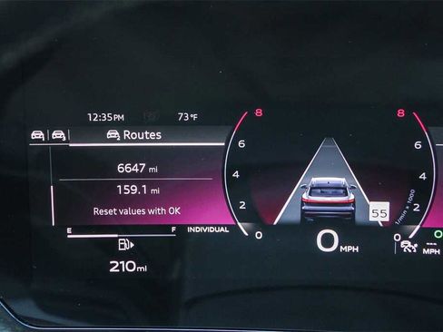 Used 2025 Audi Q5 Premium w/ Convenience Package image 24