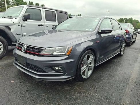 Used 2016 Volkswagen Jetta GLI SEL FWD image 3