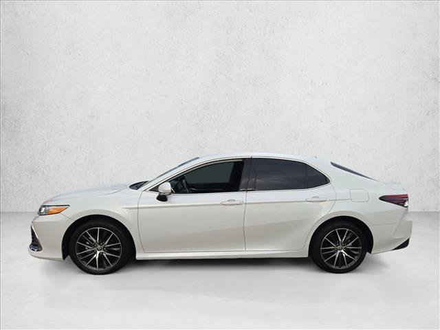 Used 2024 Toyota Camry XLE FWD image 8