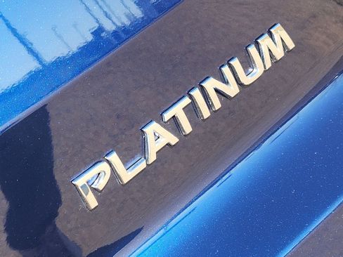 Used 2025 Nissan Pathfinder Platinum w/ Cargo Package image 16