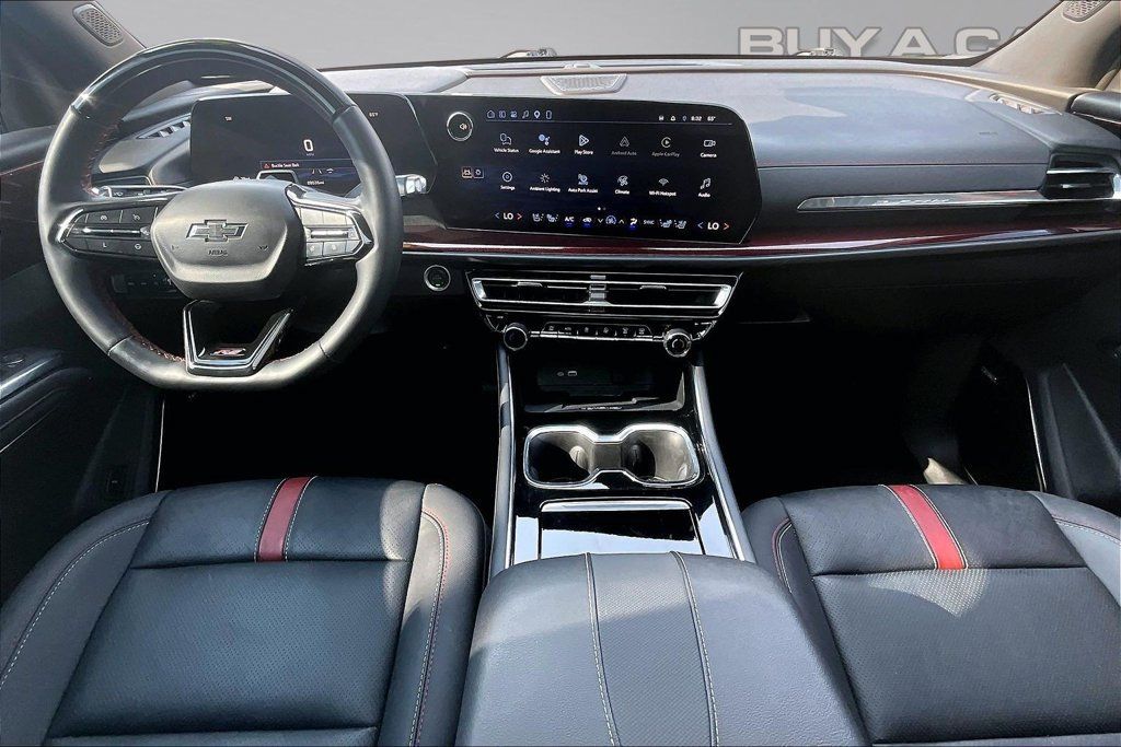 Used 2024 Chevrolet Traverse RS AWD/4WD image 16