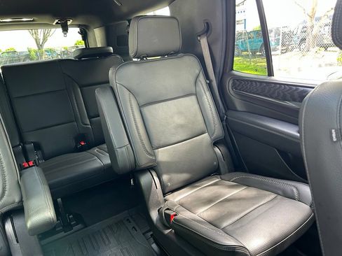 Used 2024 GMC Yukon Denali RWD image 15