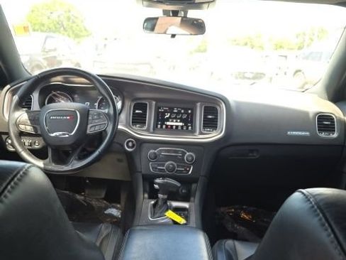 Used 2022 Dodge Charger SXT w/ Leather Interior Group RWD image 26