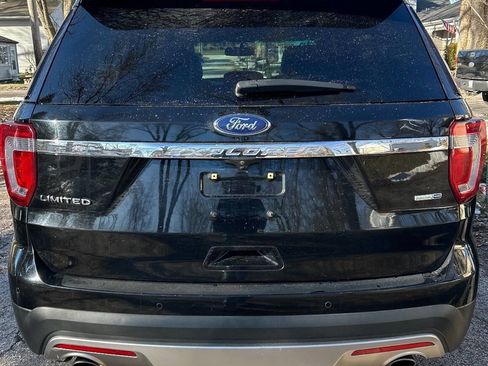 Used 2016 Ford Explorer Limited image 6