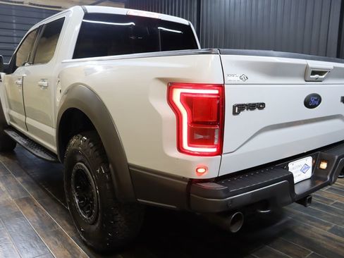 Used 2017 Ford F150 Raptor w/ Equipment Group 802A Luxury AWD/4WD image 4