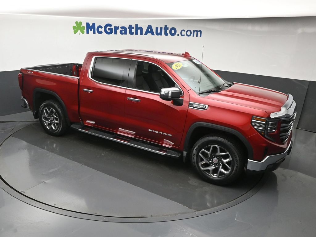 Used 2024 GMC Sierra 1500 SLT w/ SLT Premium Package AWD/4WD image 3
